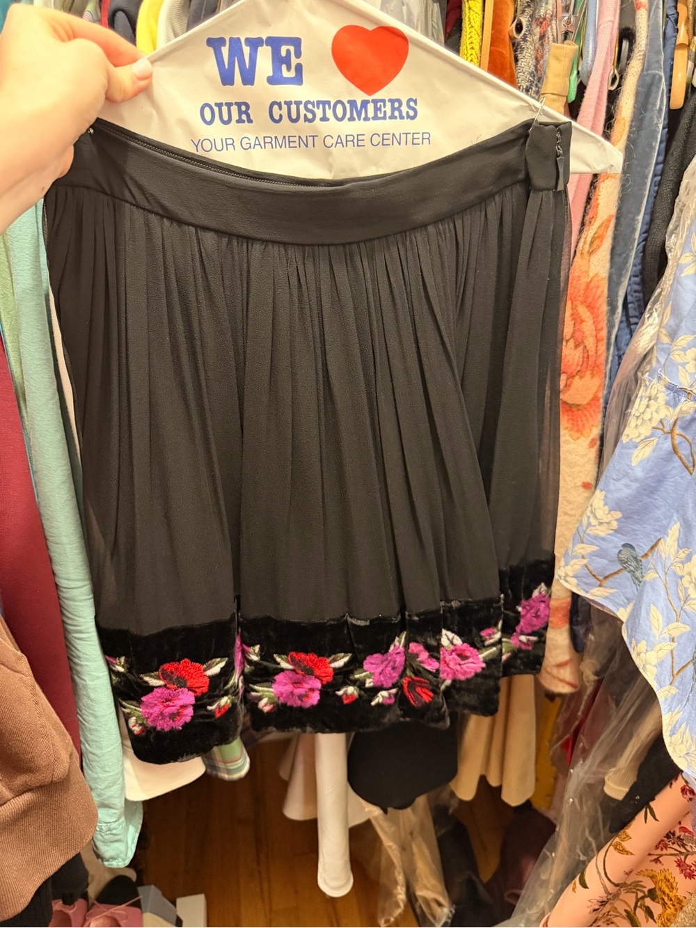 Kate Spade Madison Ave Collection Black Embroidered Floral Velvet Hem Mini Skirt - Picture 3 of 6